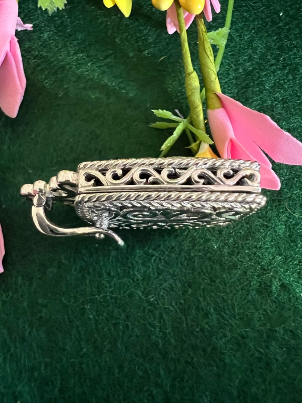 Ornate Filigree Pendant/Enhancer Silver & Gold Tones - Picture 11 of 13